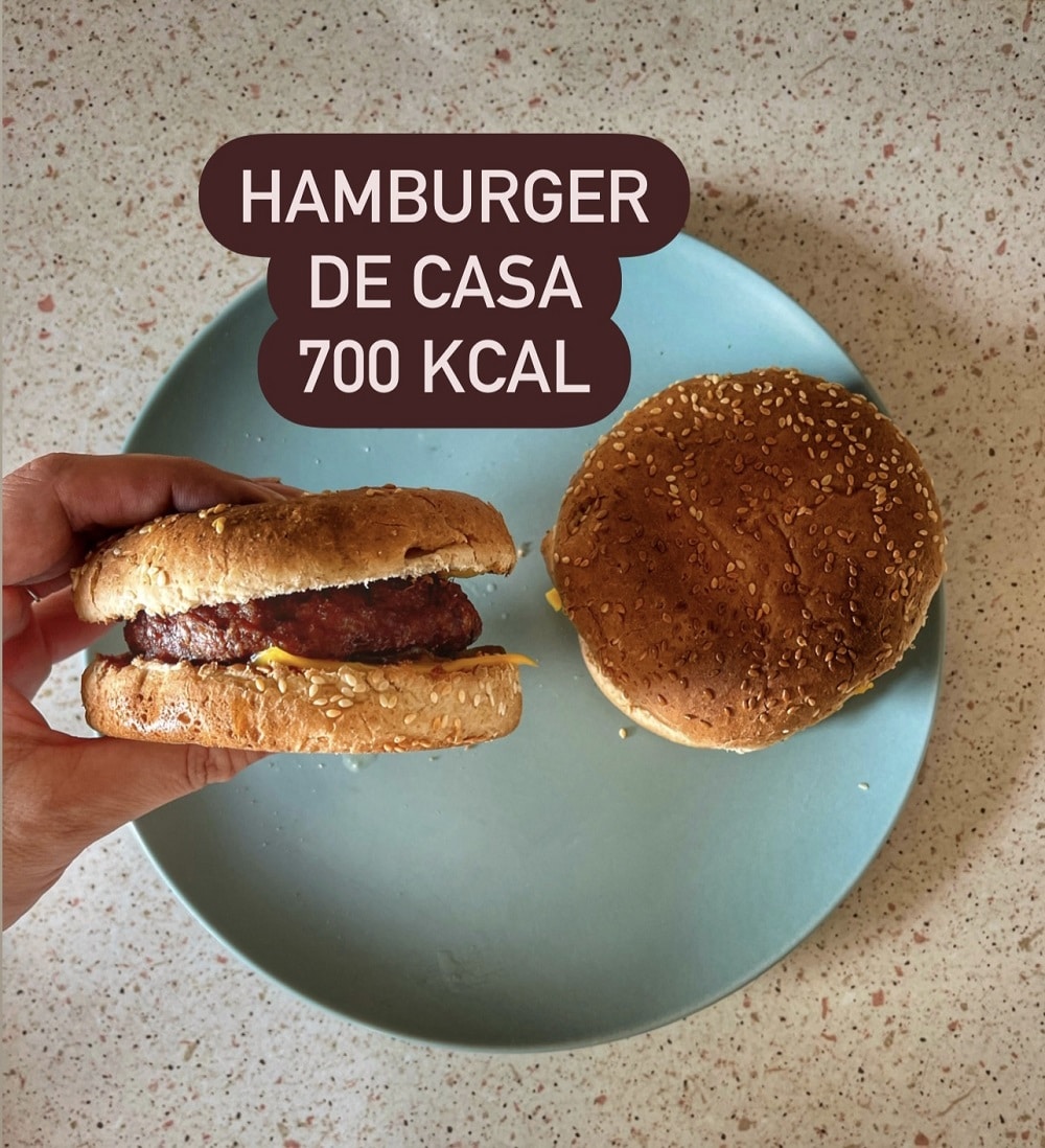 hamburger de casa, 700 kcal